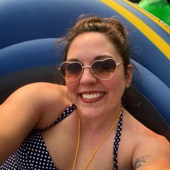 Meet your Posher, Rexington - Picture 2 of 2